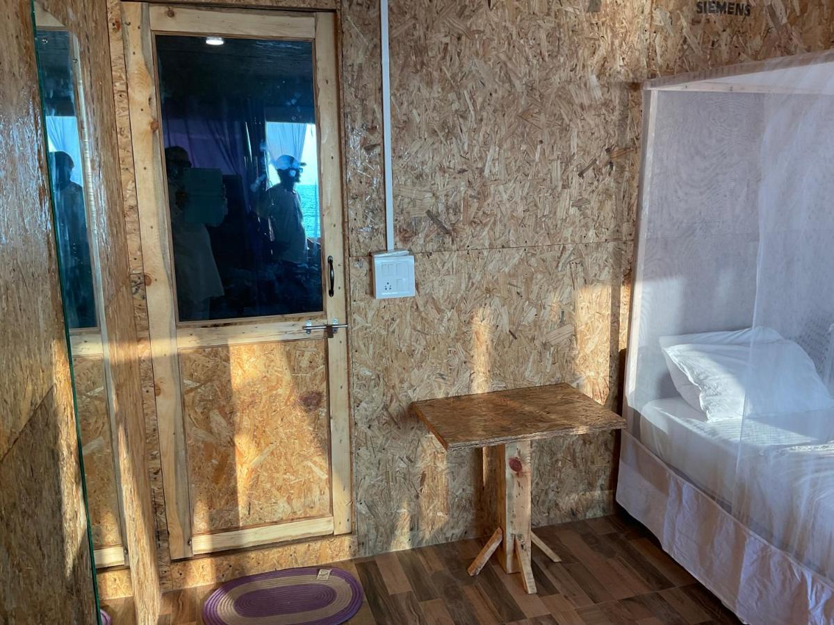 帕罗林 Papillon Beach Huts酒店 外观 照片